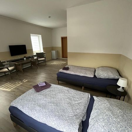 Meine Doppelzimmer Mit Bad- Fernseher מראה חיצוני תמונה